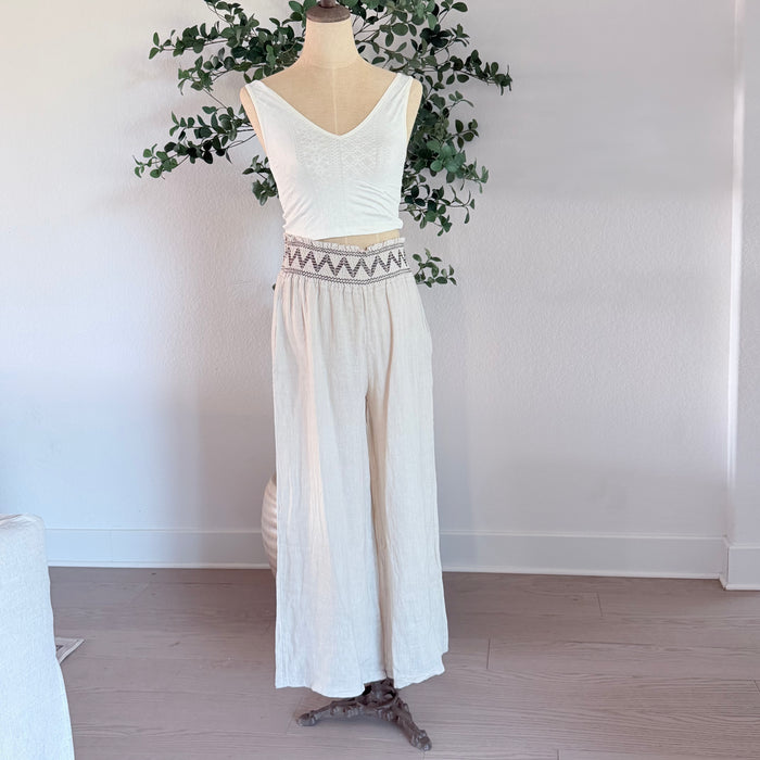 Constance Linen Pant with Smocked Trim