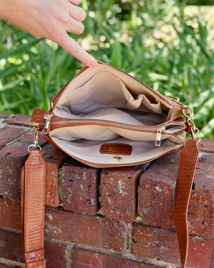 Ariana Crossbody Saddle