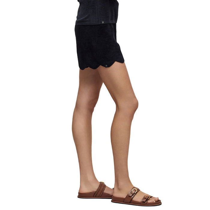 BAREFOOT DREAMS | CozyChic Ultra Lite® Scallop Short