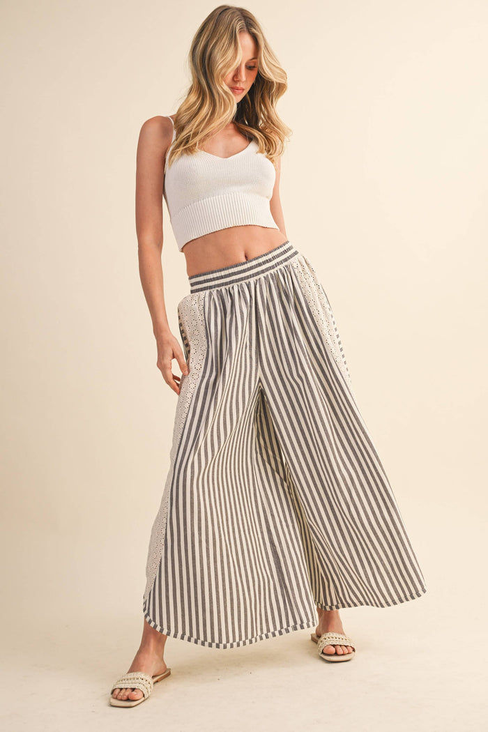 Caitlin Dolphin Hem Wide Leg Pants