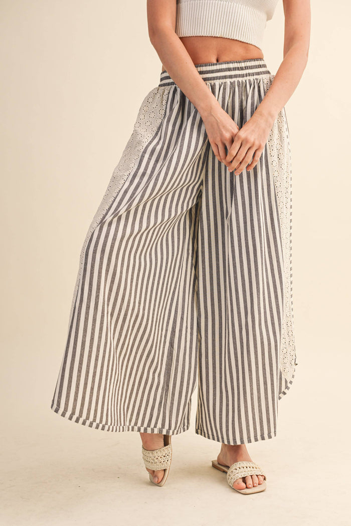 Caitlin Dolphin Hem Wide Leg Pants