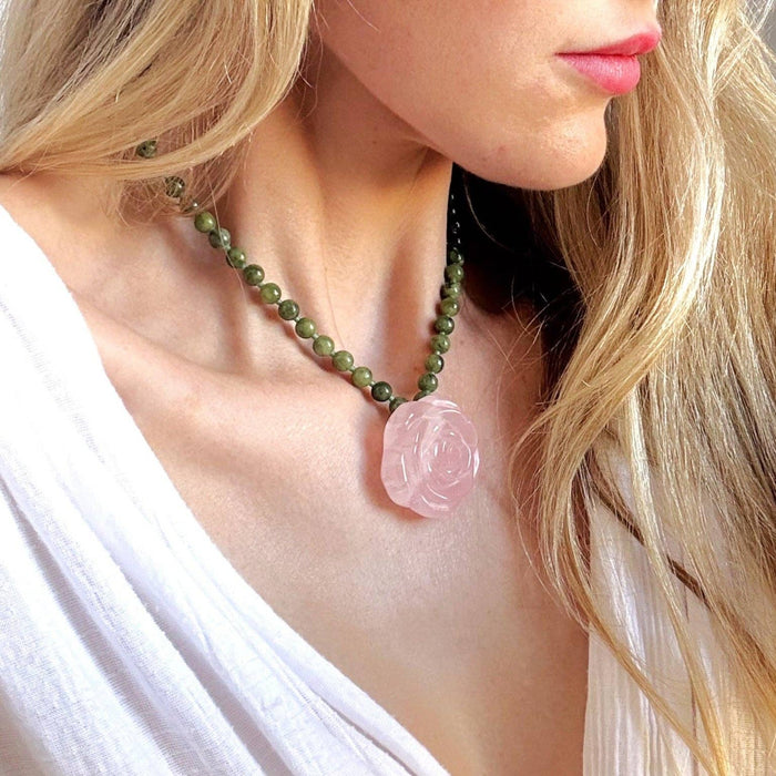 Cora Beaded Flower Necklace