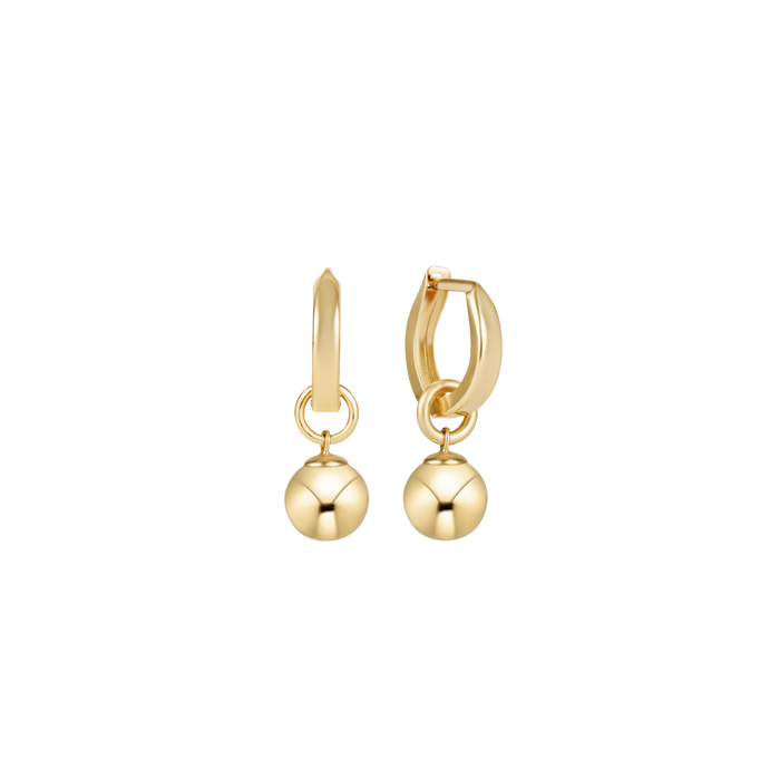 Huggie Gold 0.5" Hoop - Classic Gold 8mm Charm