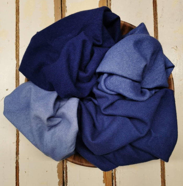 NAVY 02 Hand Dyed Wool - All About Ewe Wool Shop