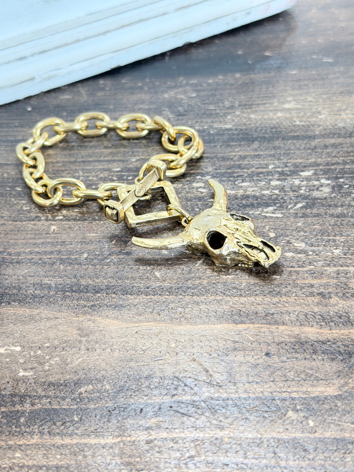 Savannah Yochi 18kt Gold Plated Chain Bracelet with Longhorn Skull Charm