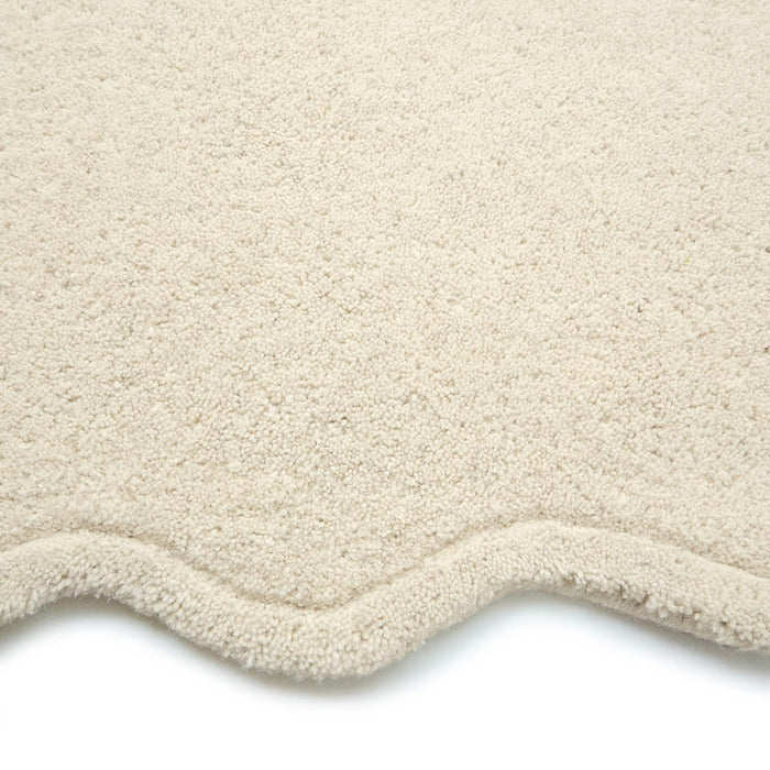 Scalloped Elsie Runner Cream- 100% wool runner featuring a wavy border.