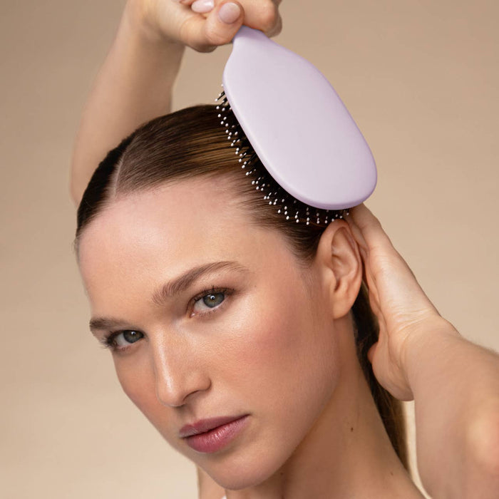 Smooth & Polish Brush in Soft Violet